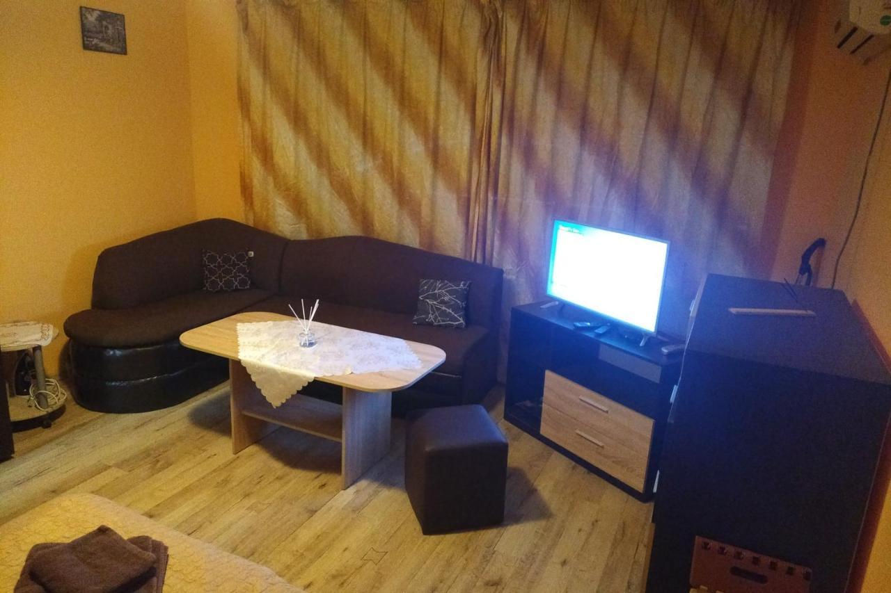 Apartament Edelvais Варна Екстериор снимка